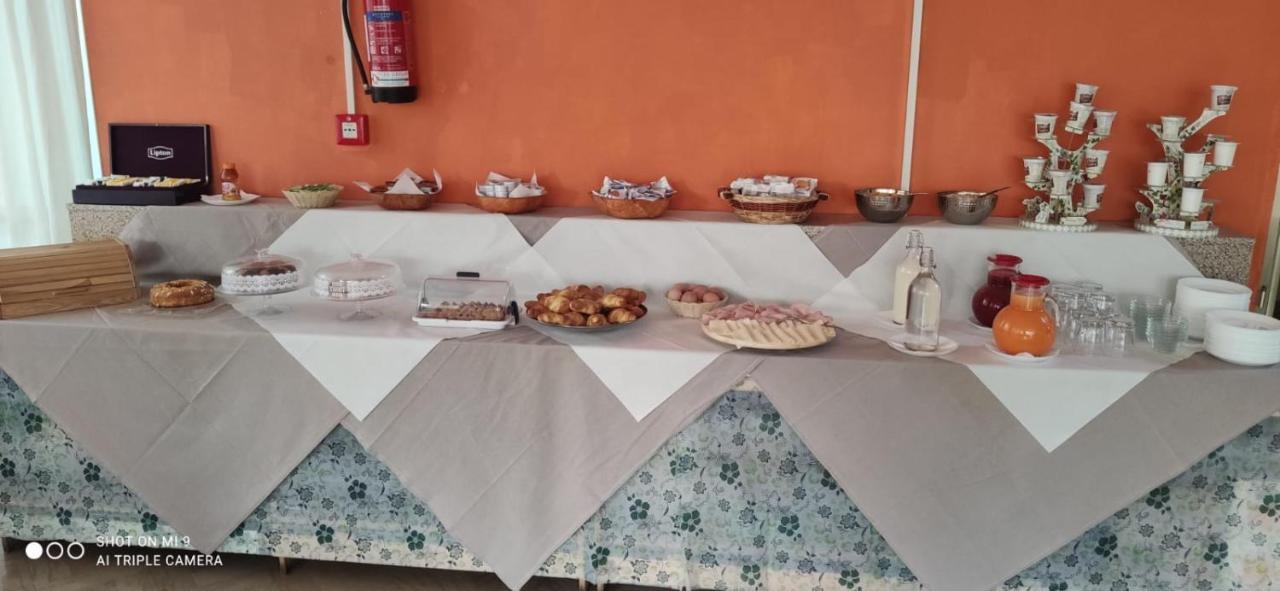 Hotel Orlov Rimini Luaran gambar